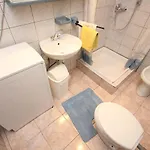 7984a Apartament
