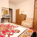 7984a Apartament *